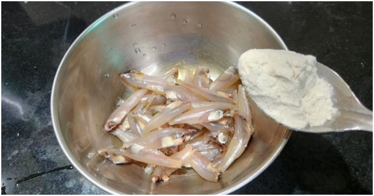 Fish And Wheat Flour Magic Cleaning