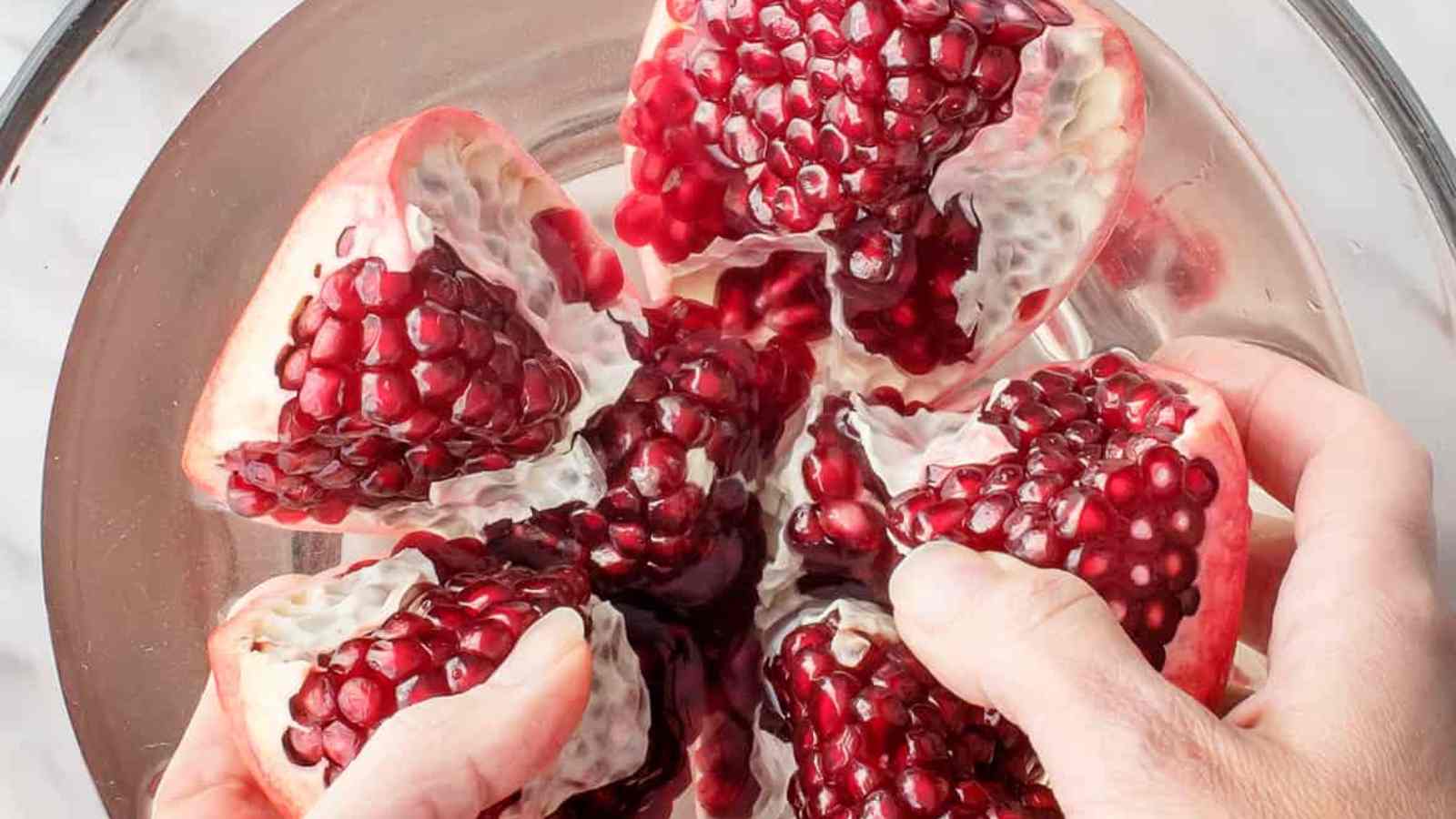 How to Open a Pomegranate Without Making a Mess A Step-by-Step Guide